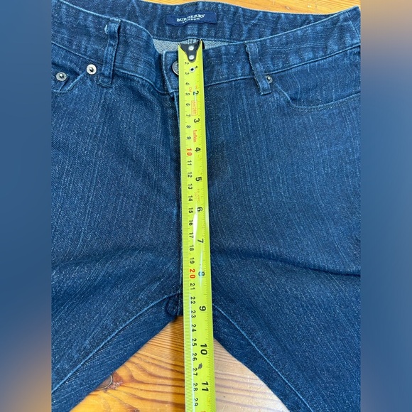 EUC Beautiful BURBERRY London shimmering cropped jeans, SZ 28 - Picture 8 of 10